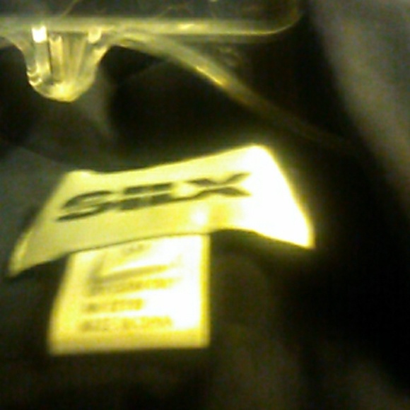 Jacket - Picture 6 of 6